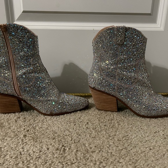 Betsey johnson Kyla bootie - Picture 2 of 5